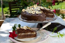 Choco-banana-nougat cake